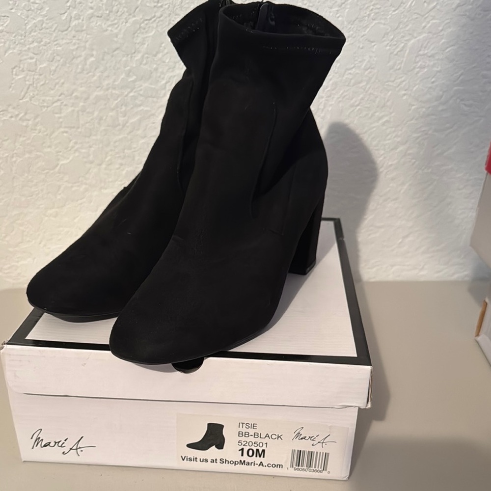 Mari A - Black Women's Ankle Boots
